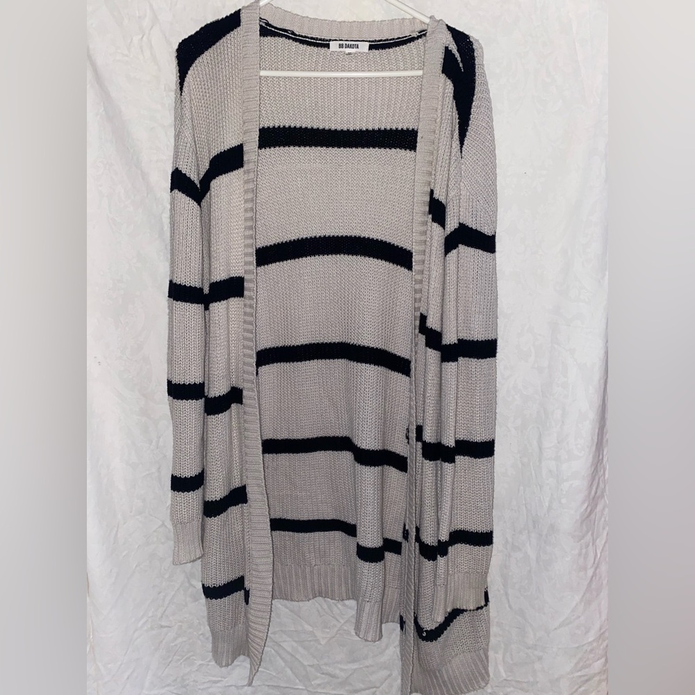 women’s long cardigan with pockets